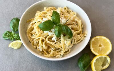 Sommerliche Feta-Linguini